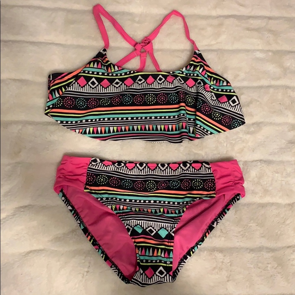 pattern bikini with crossing back